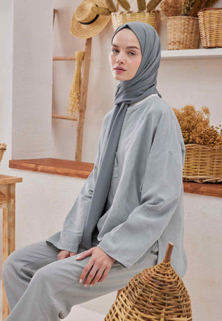 Medina Silk Hijab Metallic Gray