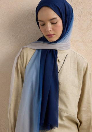 Modal Degrade Hijab Navy Silver