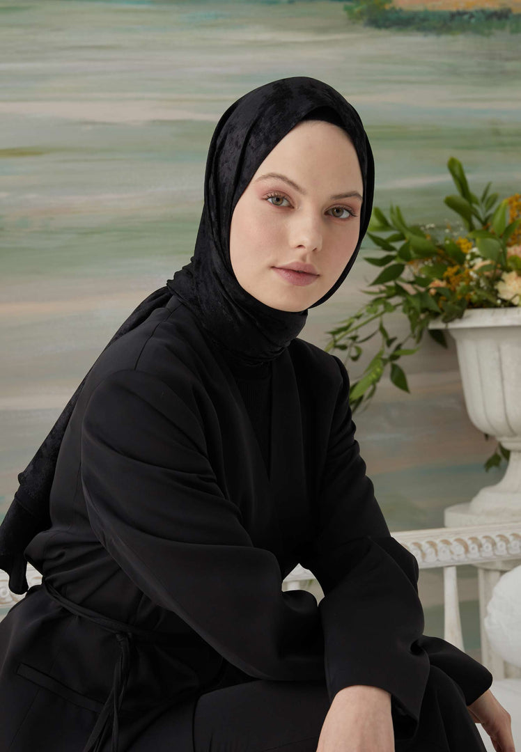 Luxury Shine Hijab Black