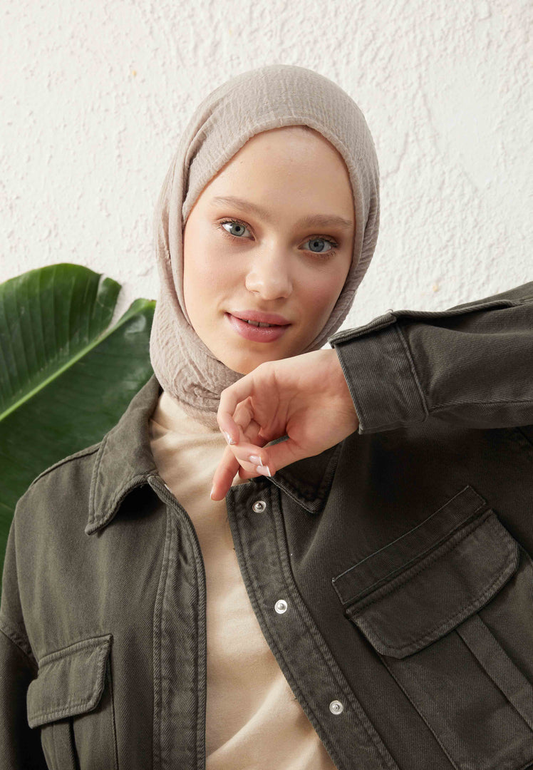 Crinkle Cotton Hijab Beige