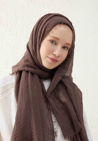 Crinkle Hijab Hazelnut Shell