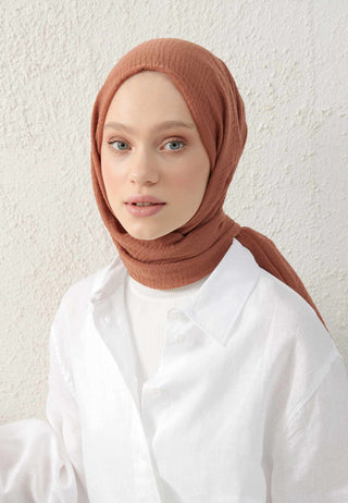 Crinkle Hijab Cinnamon Bark