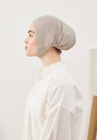 Voluminous Practical Cap Light Taupe