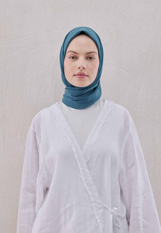 MEDİNE İPEĞİ EŞARP KOYU MAVİ