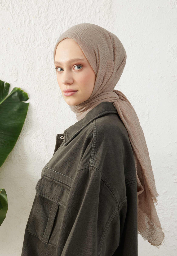 Crinkle Cotton Hijab Beige