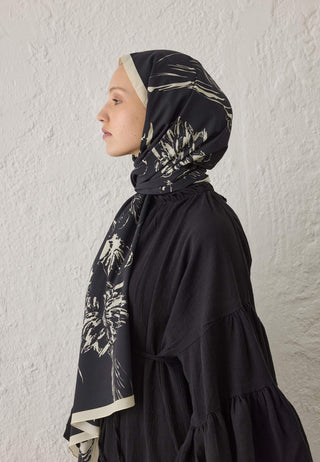 Adela Patterned Hijab Black