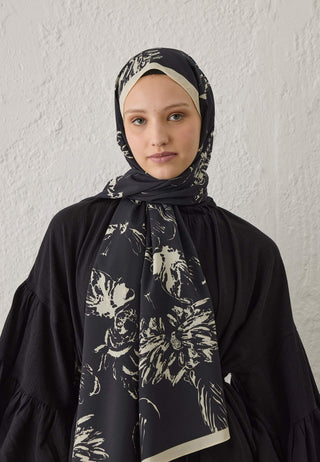 Adela Patterned Hijab Black