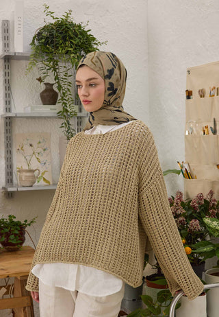 Aura Patterned Hijab Latte Brown