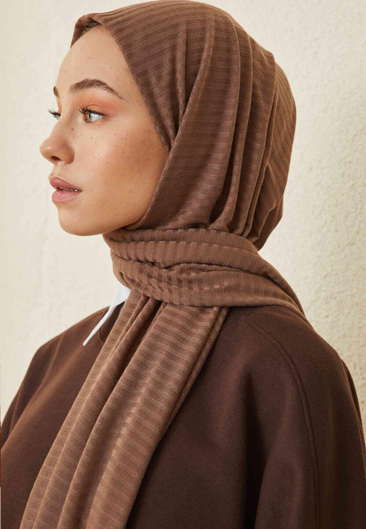 Comfy Combed Cotton Hijab Dusty Brown