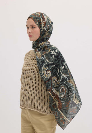 Ethnic Paisley Patterned Hijab Deep Green