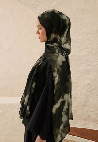 Batik Patterned Ramie Hijab Anthracite