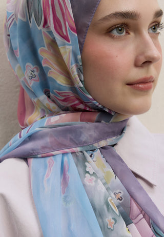Flower Dreams Printed Silk Crepe Hijab Soft Pink