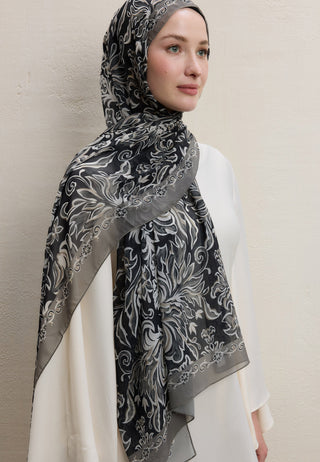 LAURA DESEN İPEK KREP ŞAL SİYAH
