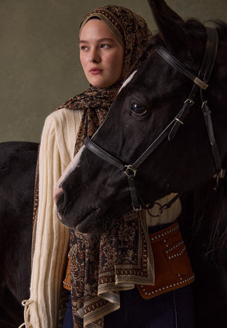 SONIA DESEN ŞAL BAKIR