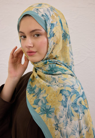 Summer Bloom Patterned Rami Hijab Soft Blue