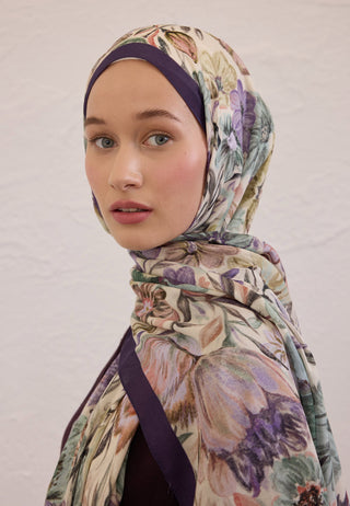 Vintage Garden Patterned Rami Hijab Indigo Purple