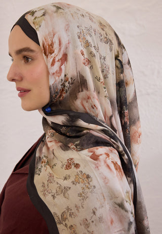 Vintage Rose Patterned Rami Hijab Black