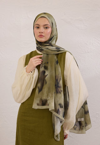 Dark Flora Patterned Rami Hijab Pistachio