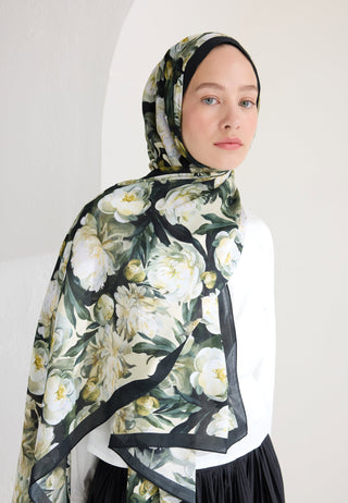 Lotus Floss Viscose Hijab Black