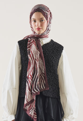 Wild Zebra Pattern Rami Hijab Burgundy