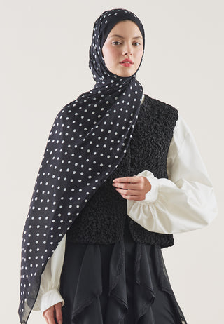 Small Polka Dot Pattern Rami Hijab Black