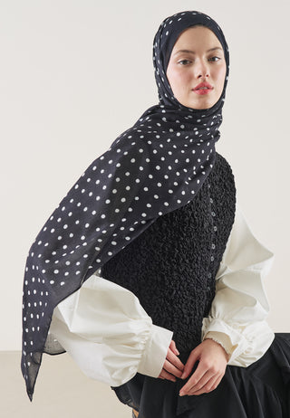 Small Polka Dot Pattern Rami Hijab Black