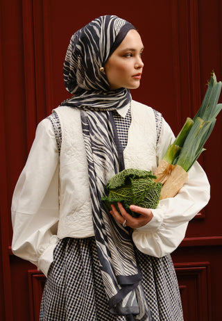 Wild Zebra Pattern Rami Hijab Black