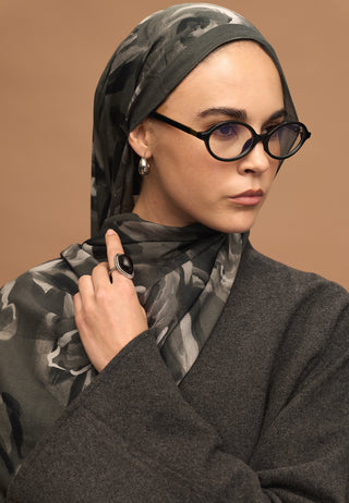 Summer Rose Patterned Rami Hijab Silver