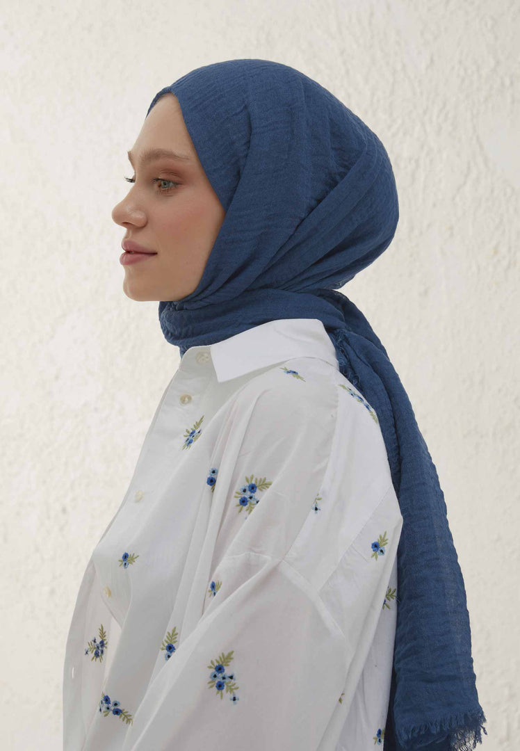 Crinkle Cotton Hijab Dark Blue