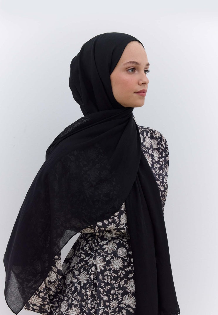 Rami Viscose Hijab Black