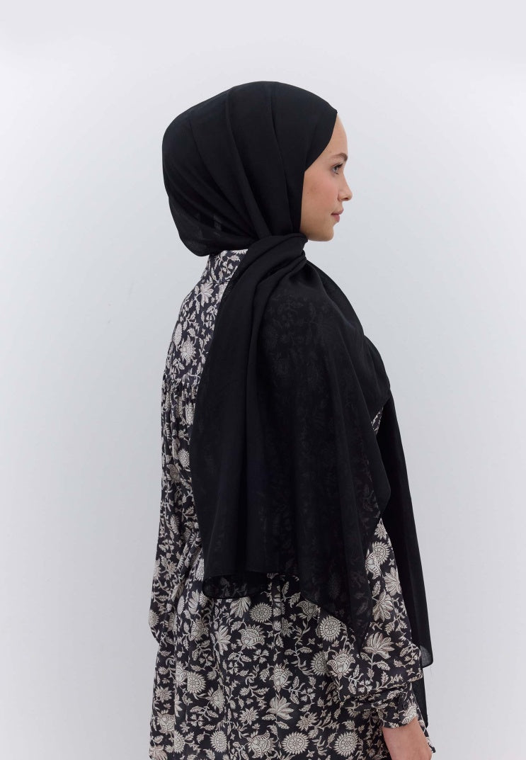 Rami Viscose Hijab Black