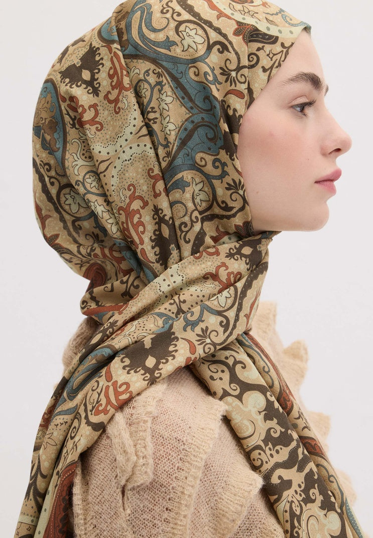 Etnic Paisley Pattern Hijab Camel