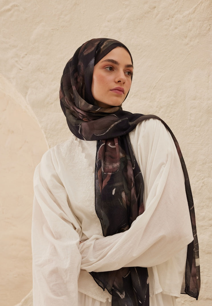 Dark Garden Rami Pattern Hijab Dusty Rose