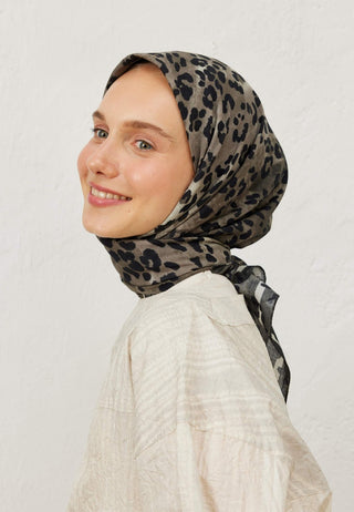 Leopar Pattern Voile Square Scarfs Charcoal Grey