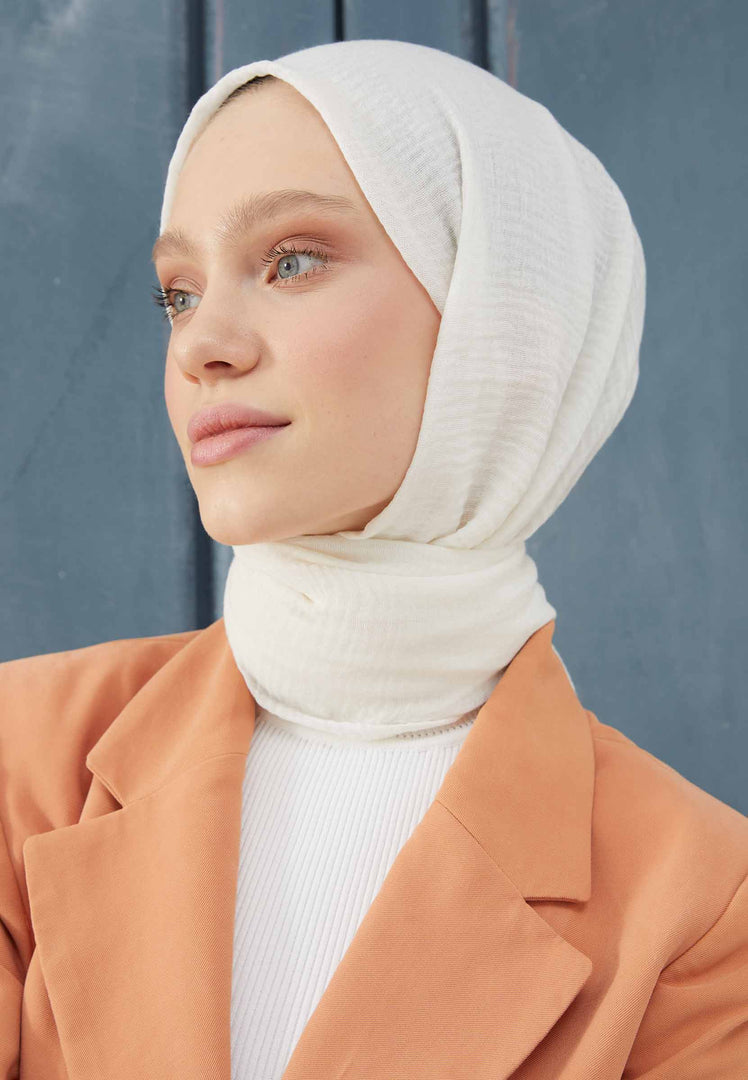 Crinkle Cotton Hijab Off White freshscarfs