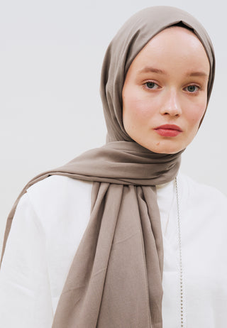 Dünner Baumwoll-Voile-Hijab Staubbraun
