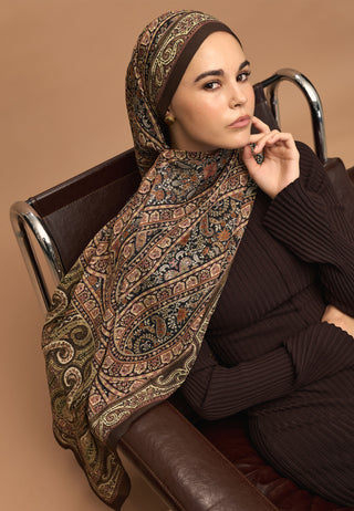 Nordic Paisley Patterned Hijab Brown