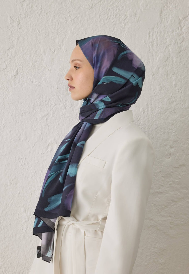 Darcy Pattern Hijab Night Blue