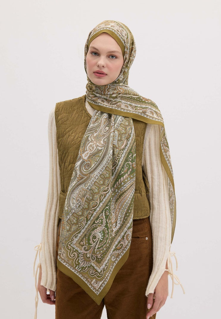 Etnic Floral Pattern Hijab Olive Green