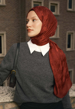 Houndstooth Jacquard Hijab Burgundy