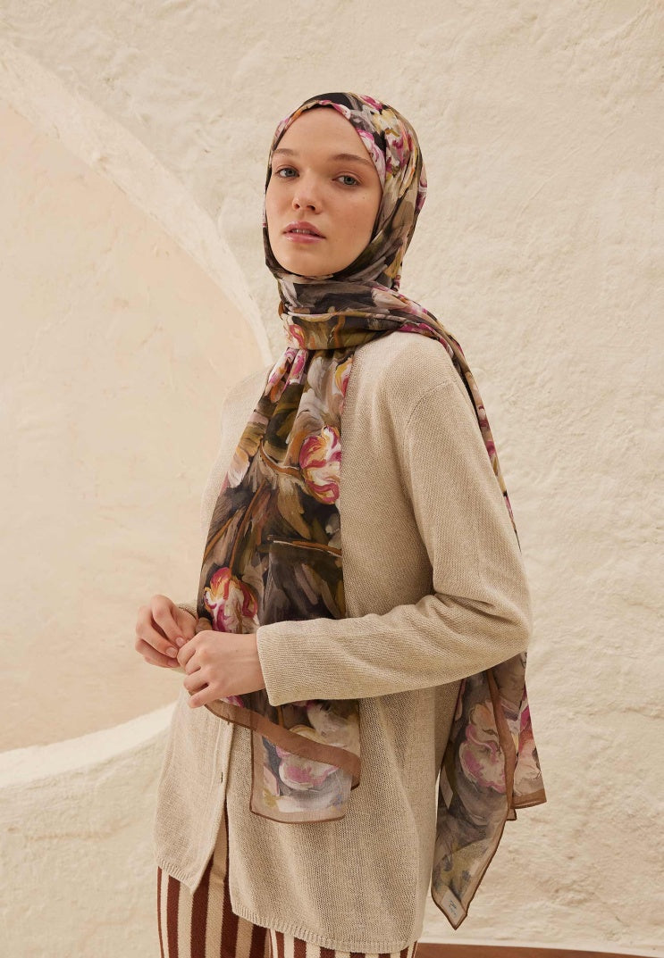 Lavinia Pattern Rami Hijab Brown – freshscarfs