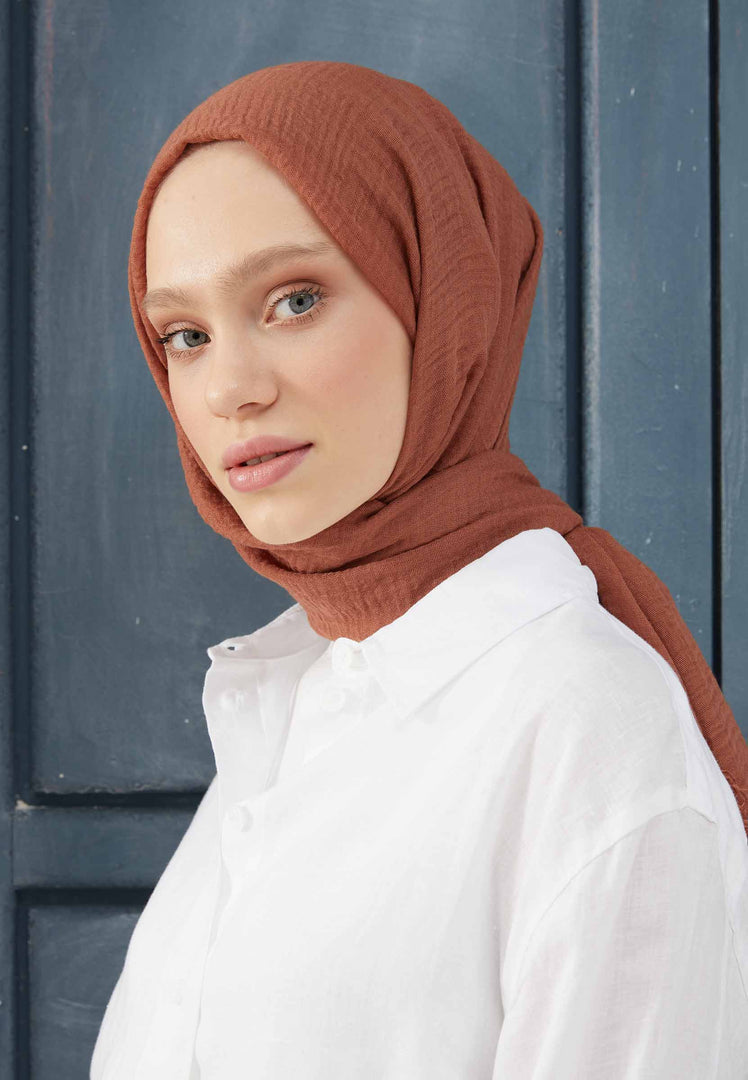 Crinkle Cotton Hijab Cinnamon Shell